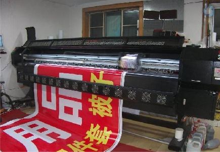 兴安喷绘广告分辨率是多少？